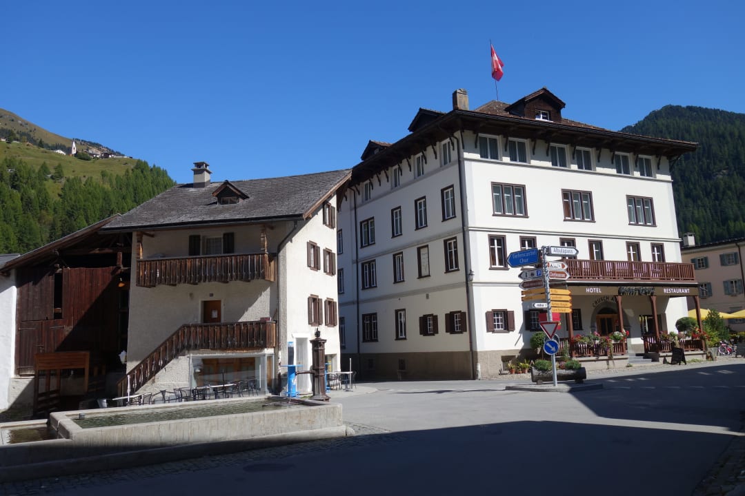 Außenansicht Hotel Weisses Kreuz