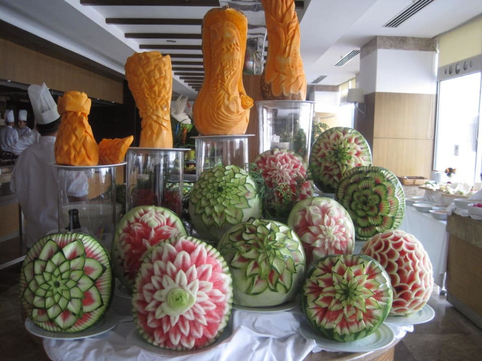 Dekoration im Restaurant! Saturn Palace Resort Hotel