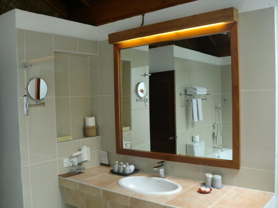 Hotel Reethi Beach Resort NH Collection Maldives Reethi Resort