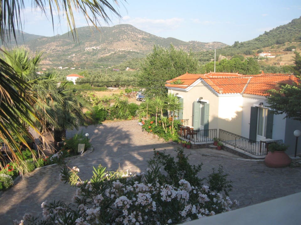 Zimmer zur Strasse Hotel Alma Beach