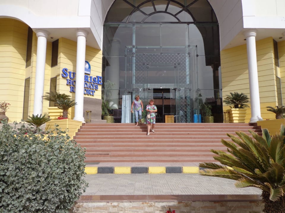 Eingang SUNRISE Holidays Resort (Adults Only)