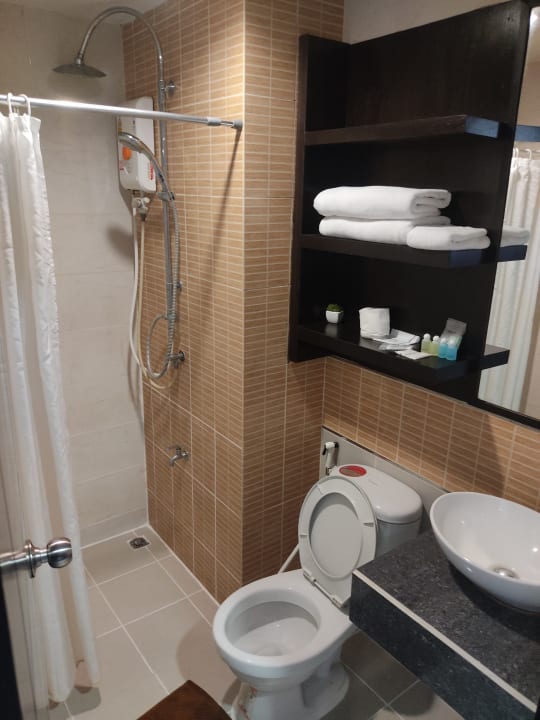 Zimmer Hotel Sinsuvarn Airport Suite