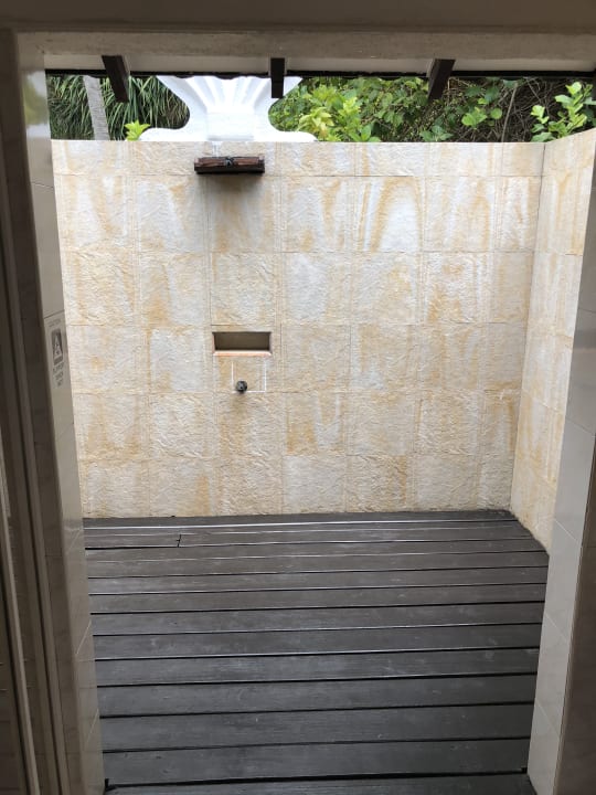 Außendusche Zimmer 295 Adaaran Select Meedhupparu Island Resort - Premium All Inclusive