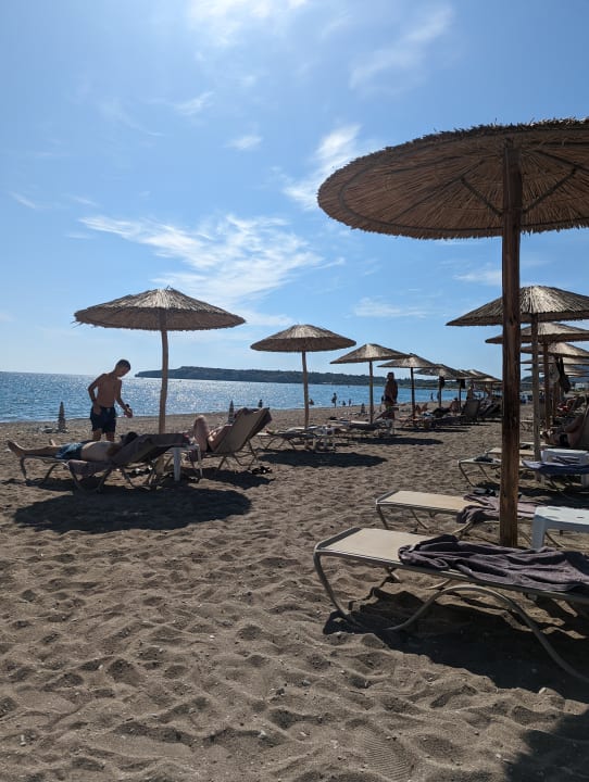 Strand Asterias Beach Resort