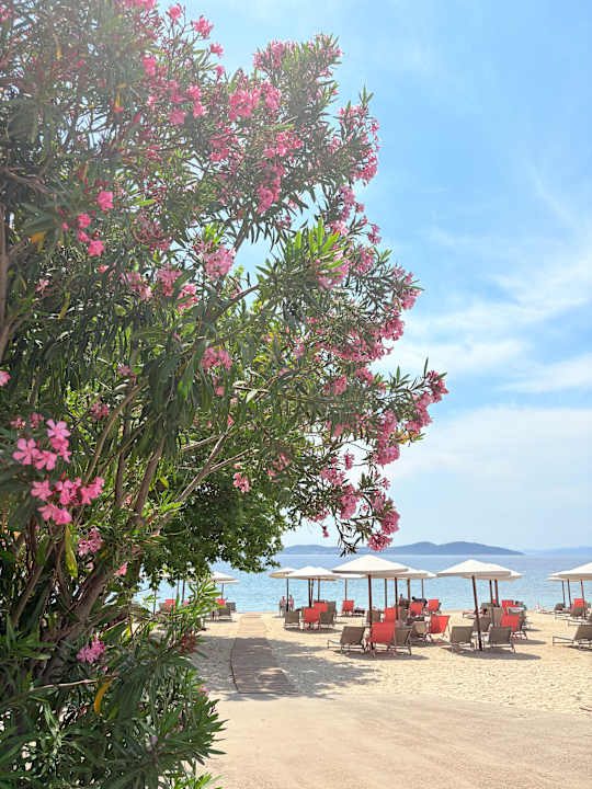 Strand Akrathos Beach Hotel