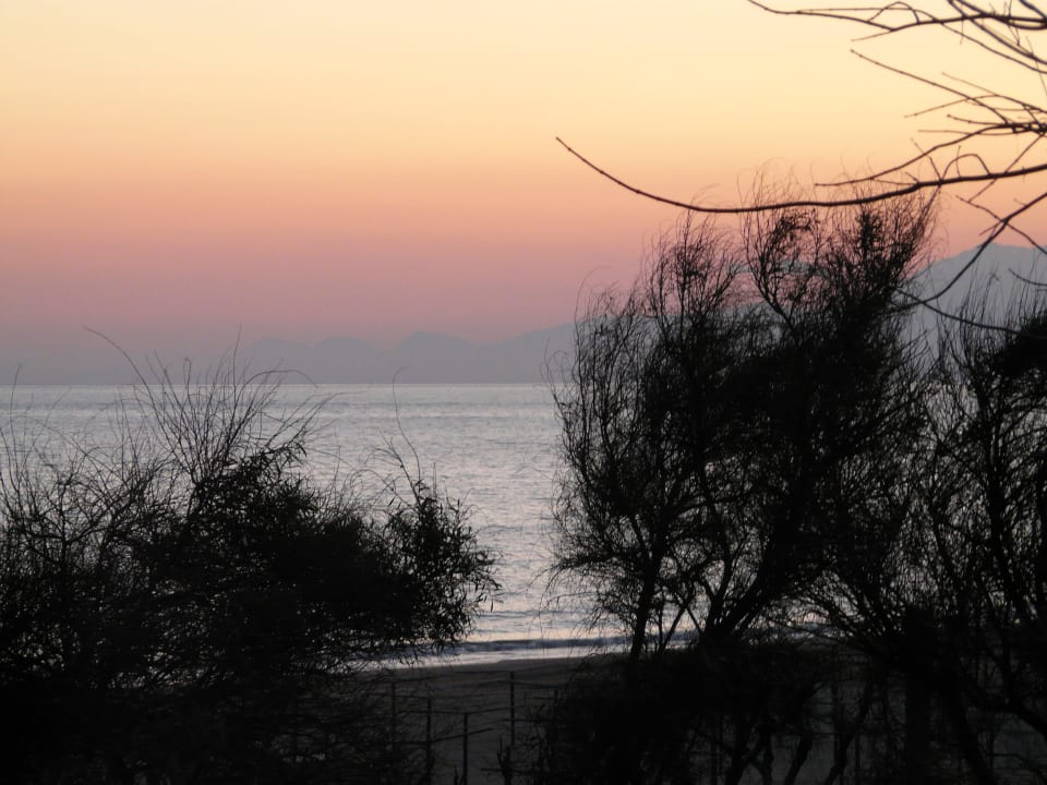 Blick auf das Meer im Abendschein Trendy Aspendos Beach Hotel