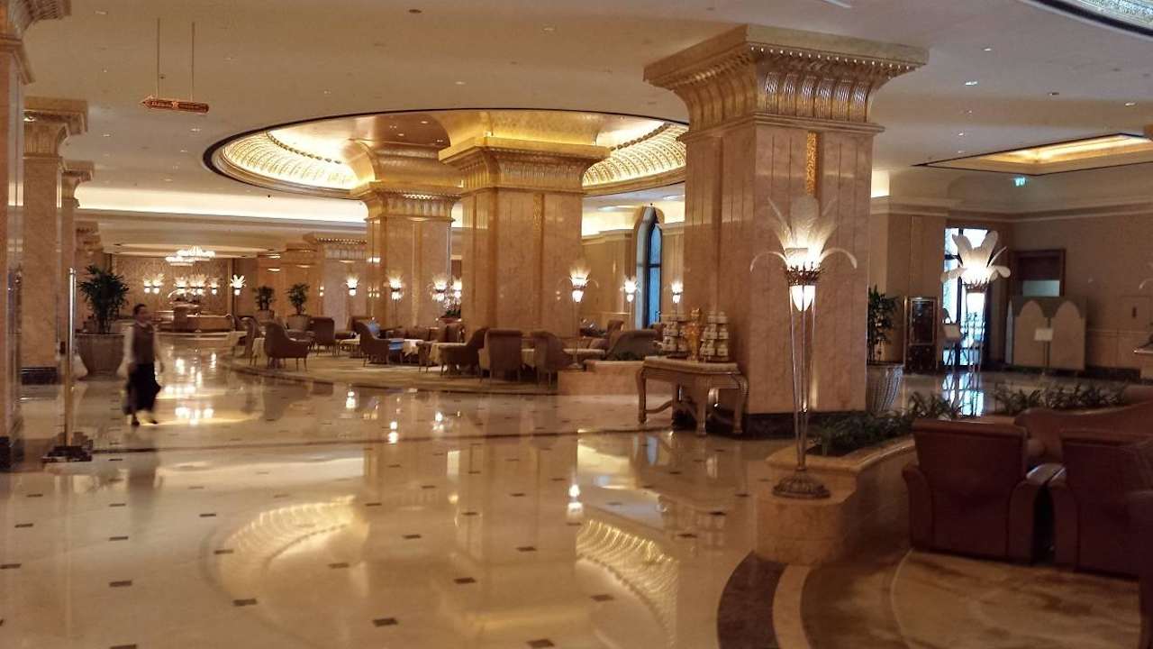 Eine der vielen Weiten im Hotel  Emirates Palace Mandarin Oriental