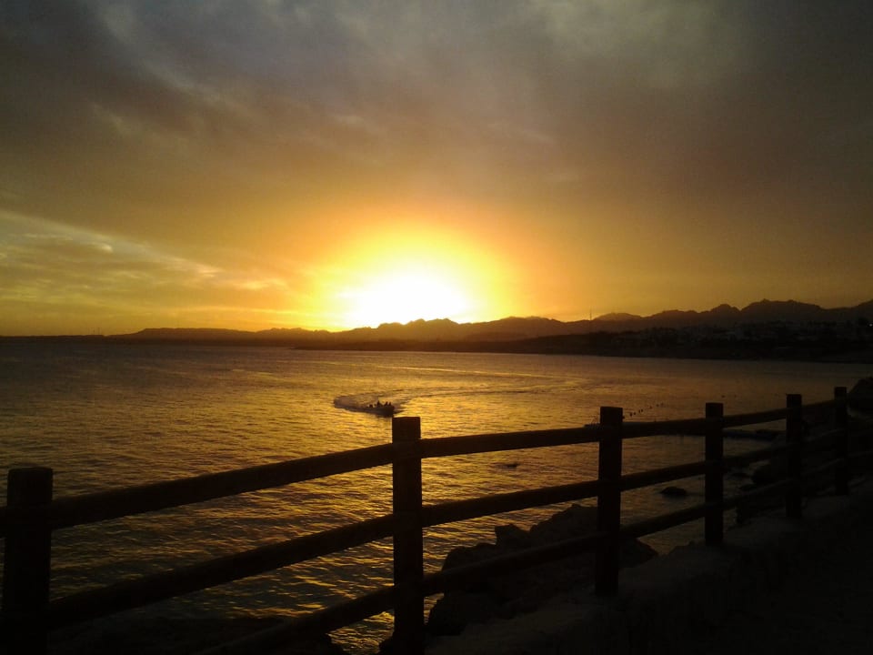Sonnenuntergang Sharm Plaza