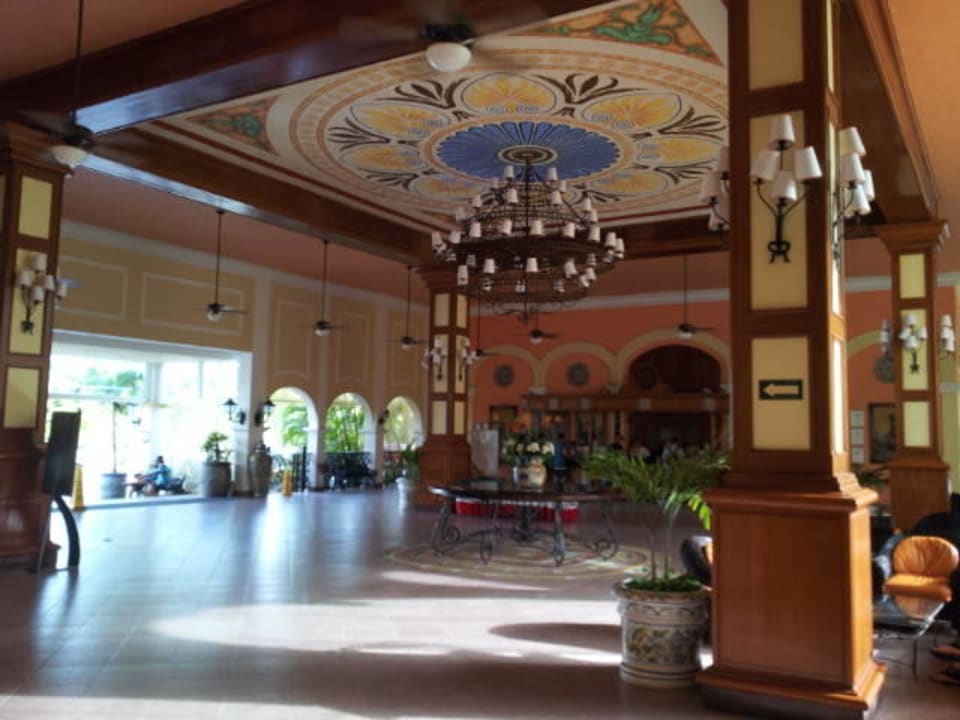 Groér Lobbybereich Hotel Riu Tequila