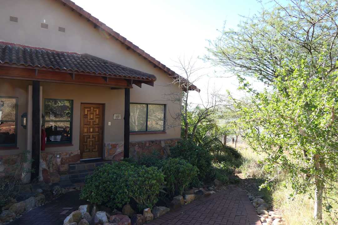 Außenansicht Hotel Pakamisa Lodge