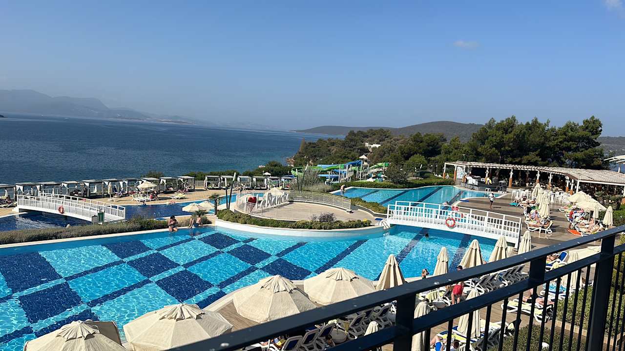 Pool La Blanche Island Bodrum