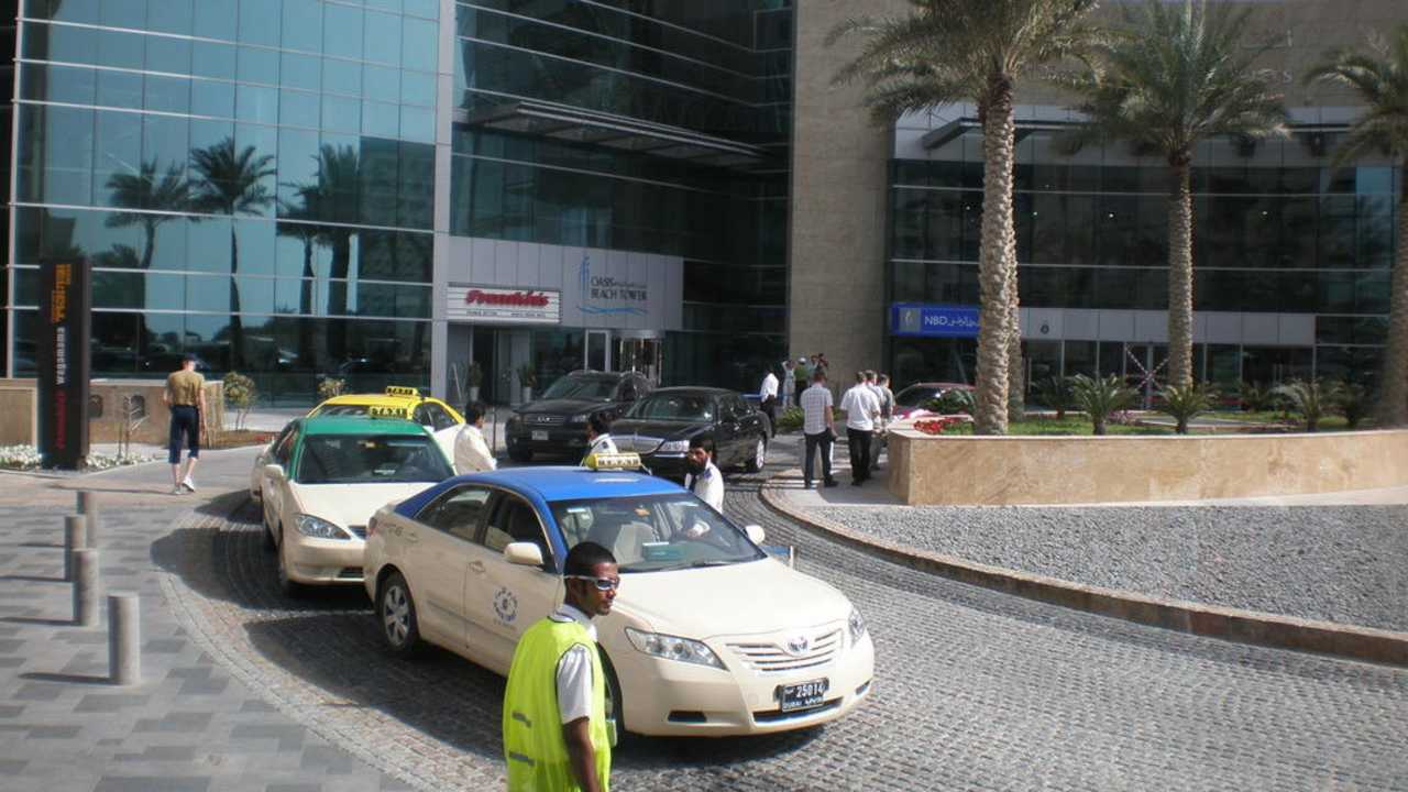 Hotel Oasis Beach Blue Beach Tower The Walk JBR