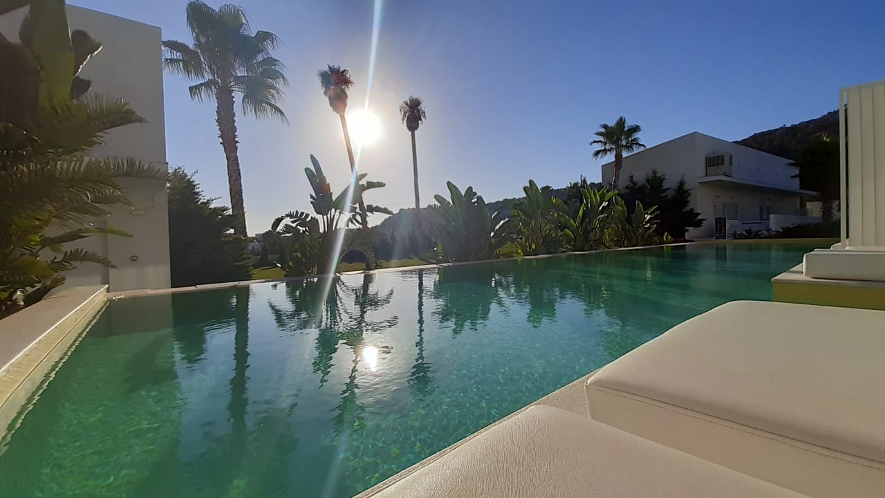 Pool White Dreams Resort & Anex