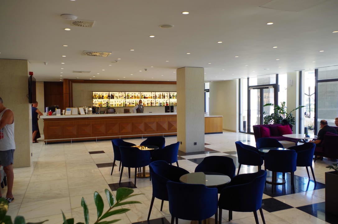 Gastro Astor Garden Hotel