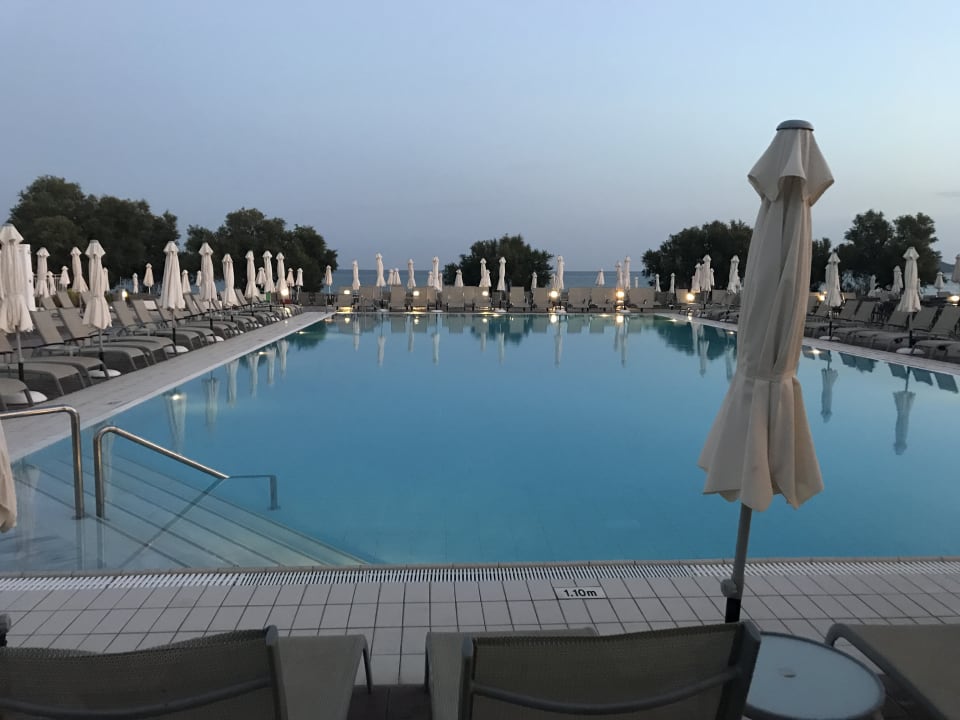 Pool Domes Aulūs Zante, Autograph Collection