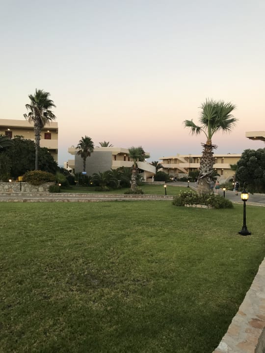 Gartenanlage Hotel Kalithea Horizon Royal