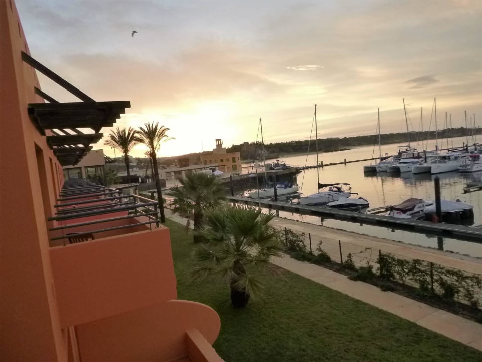 Am Yachthafen NH Marina Portimão Resort
