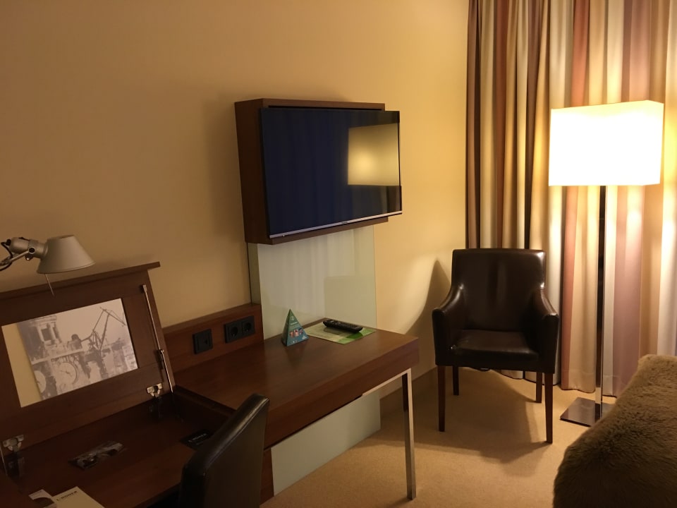 Zimmer Lindner Hotel Hamburg Am Michel, part of JdV by Hyatt