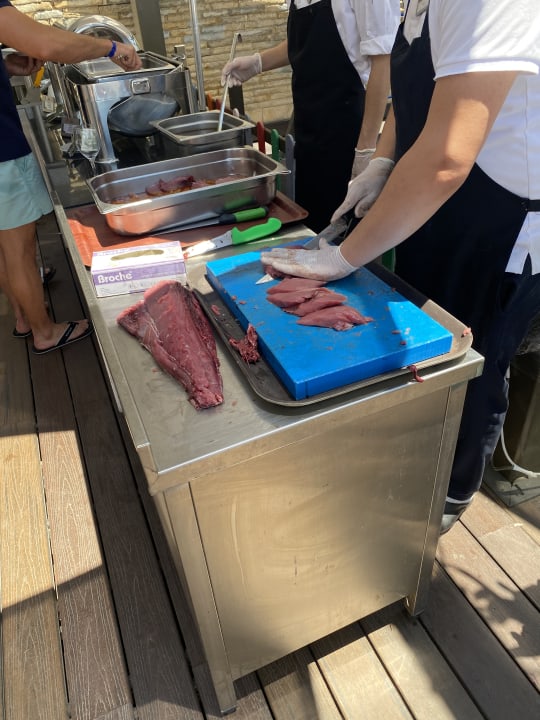 Gastro The Sense Deluxe Hotel