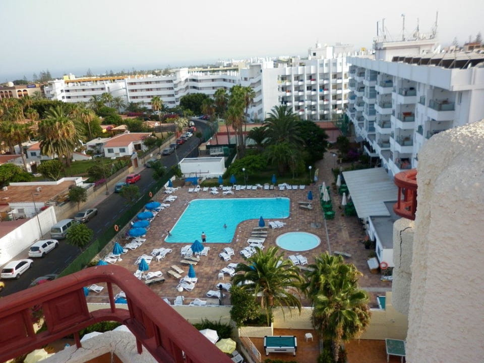 Pool Hotel Rondo HL Miraflor Suites Hotel