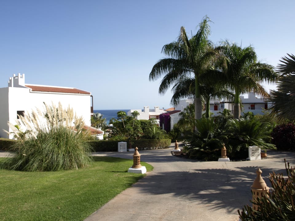 Weg von der Rezeption Richtung Pool und Meer Fuerteventura Princess