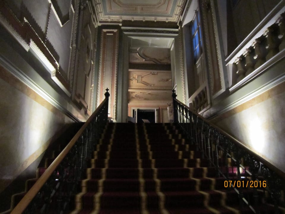 Treppe zum Speisesaal Hotel Kaiserhof Victoria