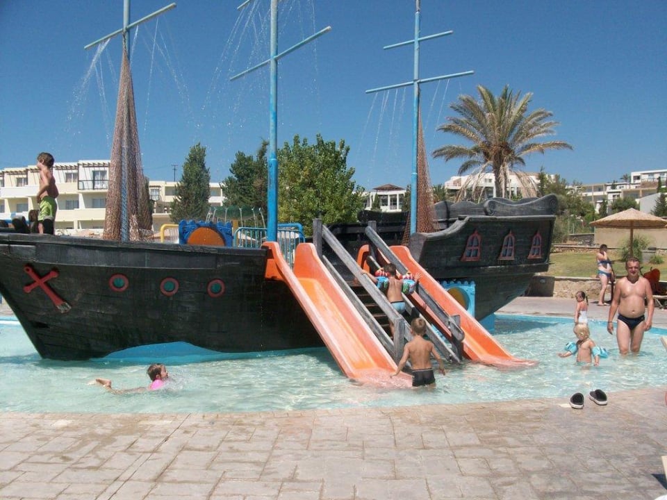 Piratenschiff alltoura Club Hotel Kiotari Miraluna