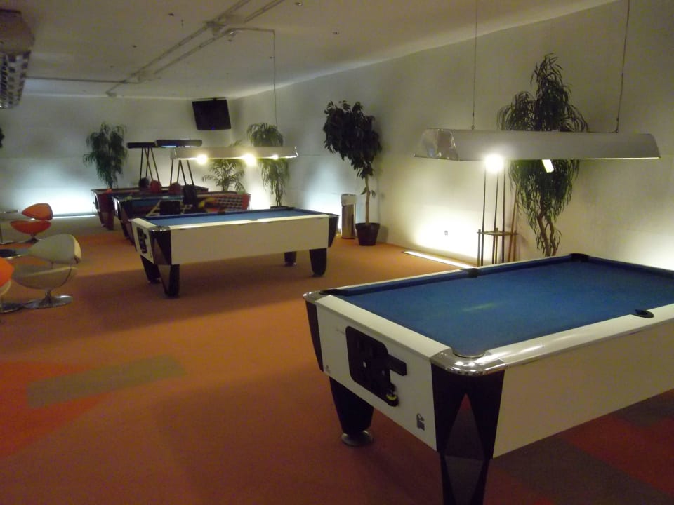 Billard Bull Eugenia Victoria & Spa