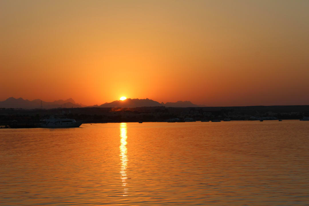 Sonnenuntergang vom Steg  Stella Beach Resort & Spa Makadi Bay