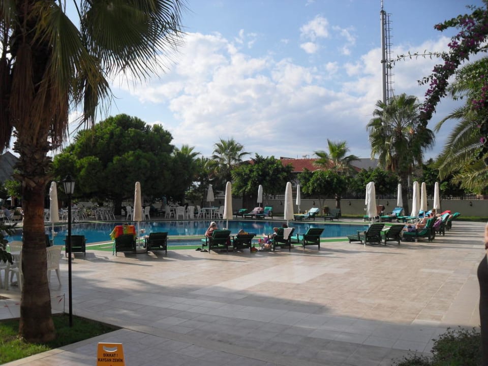 Pool Nerton Hotel - Erwachsenenhotel ab 16 Jahren