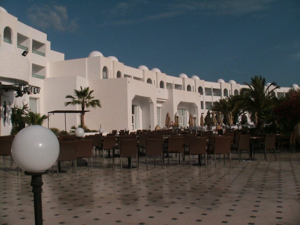 Hintere Ansicht des Hotels Hotel Royal Garden Palace