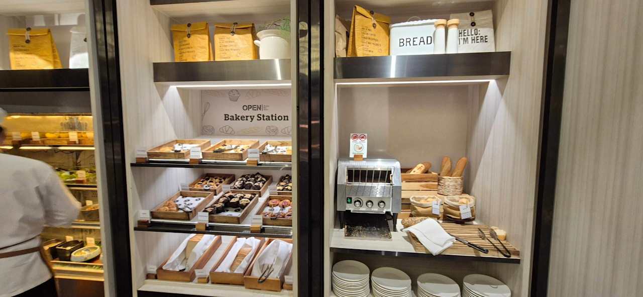 Gastro Double Tree by Hilton Bangkok Ploenchit