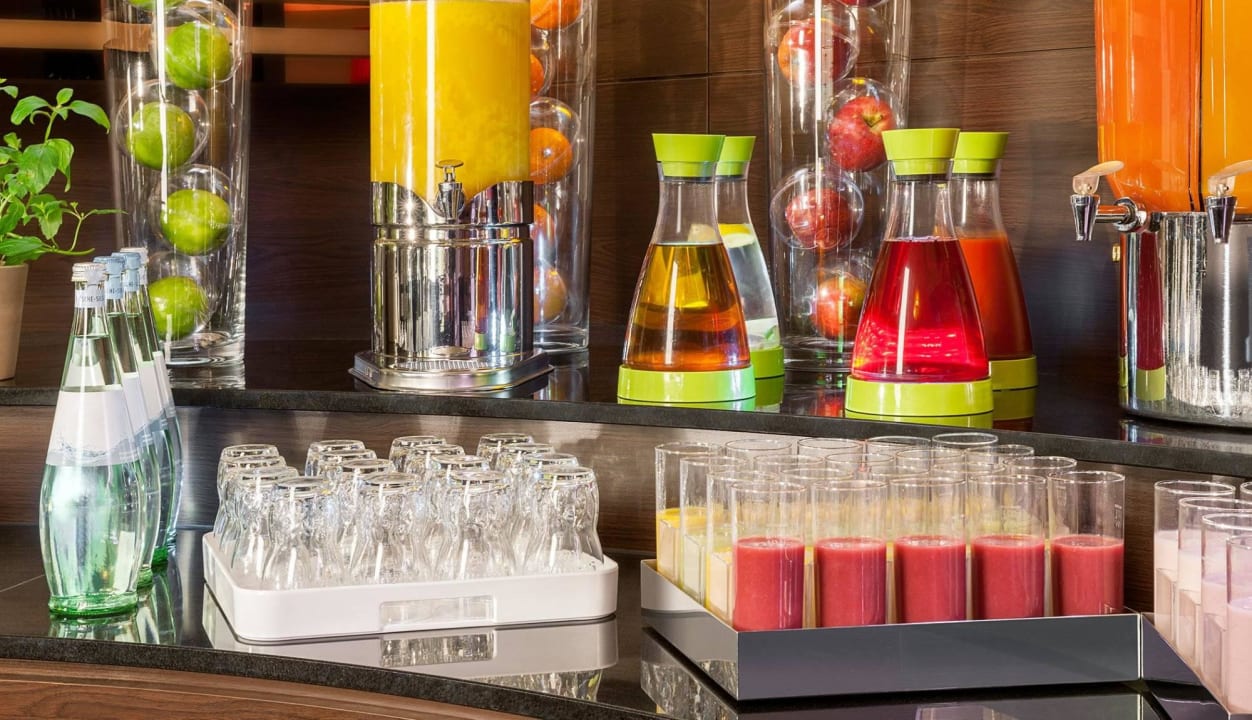 Buffet Breakfast NH Dresden Neustadt