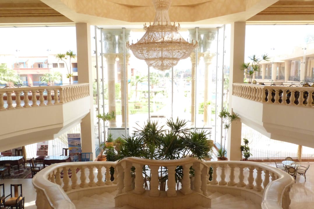 Eingangshalle Hotel Titanic Palace