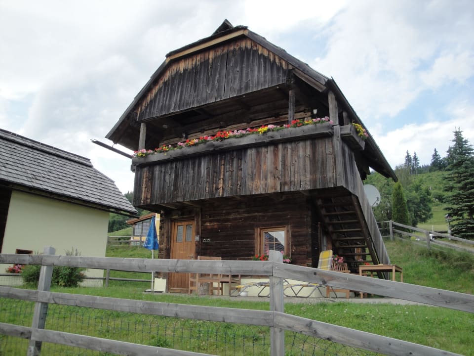 Die Hütten sind auch zu mieten  Familien Resort Petschnighof - Familotel Kärnten