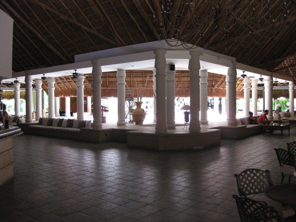 Lobby im Zentrum die Agaven Catalonia Playa Maroma