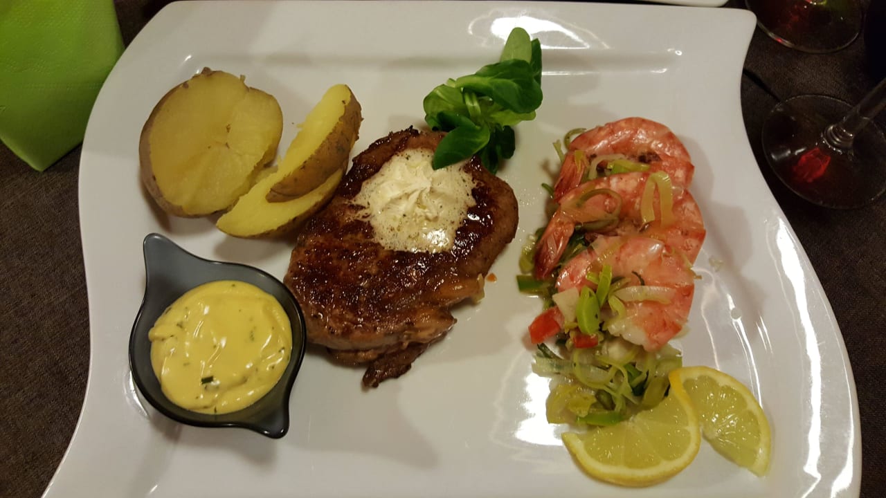 Surf n Turf Superior Wanderhotel Grüner Baum