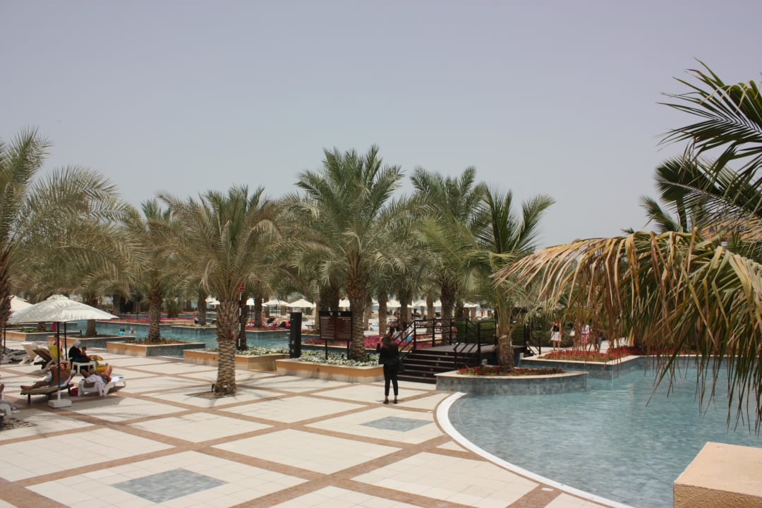 Poolansicht Rixos Al Mairid Ras Al Khaimah