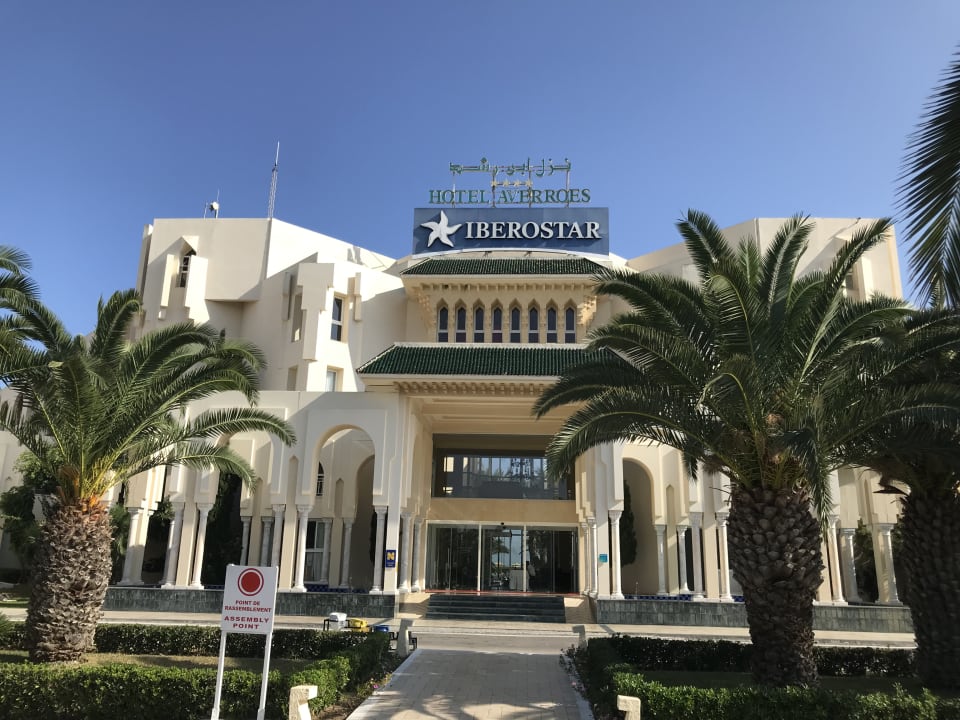 Außenansicht Iberostar Waves Averroes