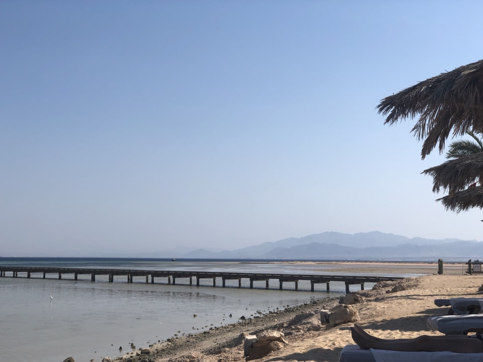 Strand The Breakers Diving & Surfing Lodge