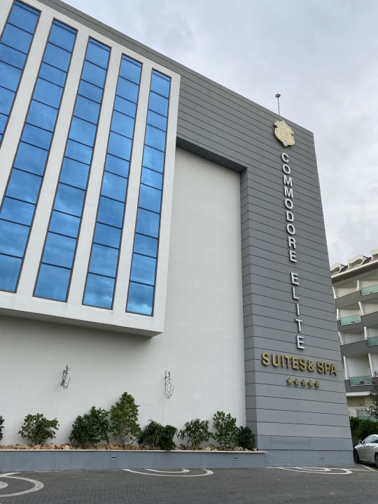 Außenansicht Commodore Elite Suites & Spa - Adults only