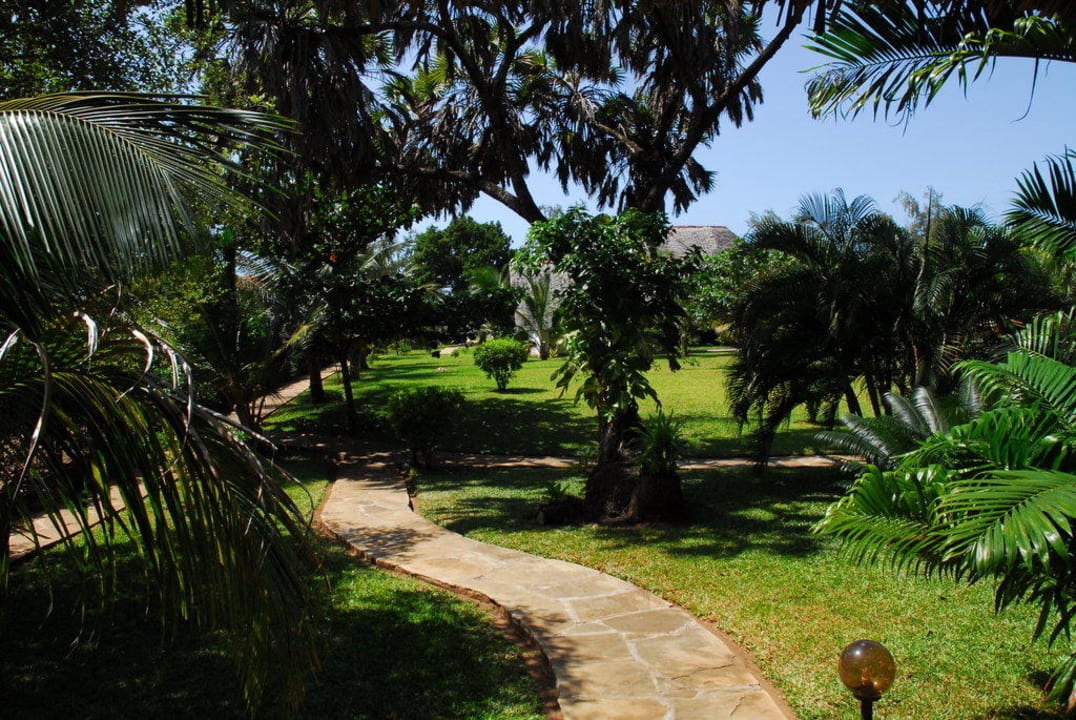 Blick von Terrasse Hotel Karibuni Rafiki Beach Resort