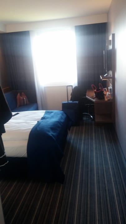 Zimmer Holiday Inn Express Friedrichshafen