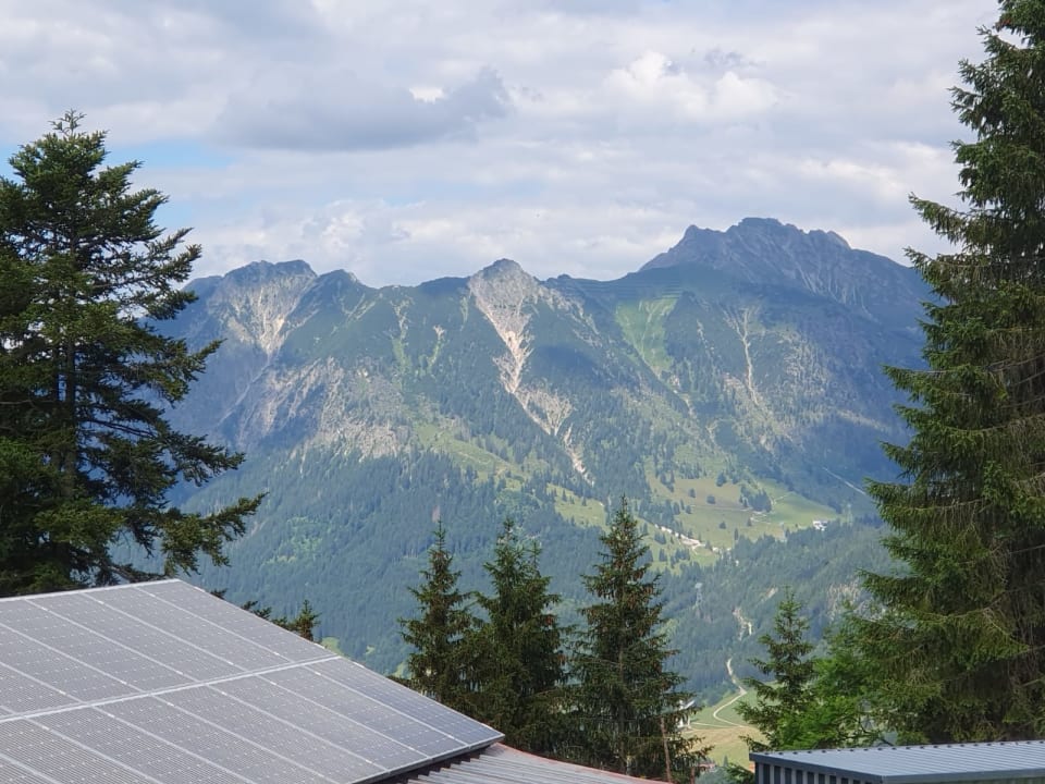 Ausblick Berghaus am Söller