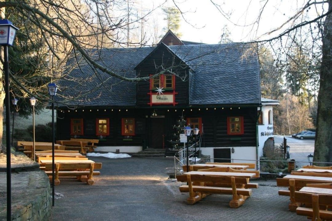 Biergarten vor dem Hotel Hotel & Restaurant Köhlerhütte - Fürstenbrunn