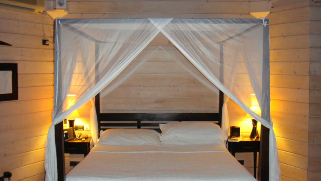 Beach Villa Komandoo Island Resort & Spa - Adults only