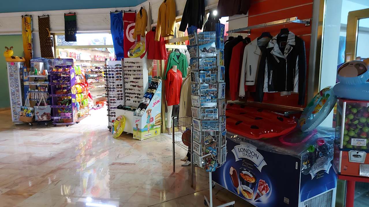 Lobby Sentido Bellevue Park