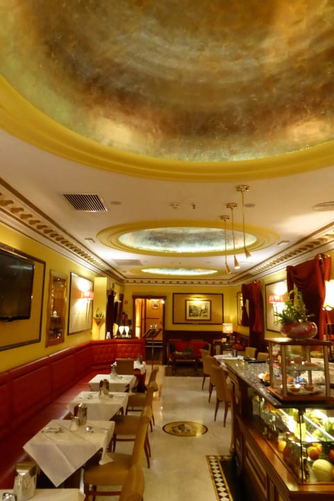Petit déj Hotel Manfredi Suite in Rome