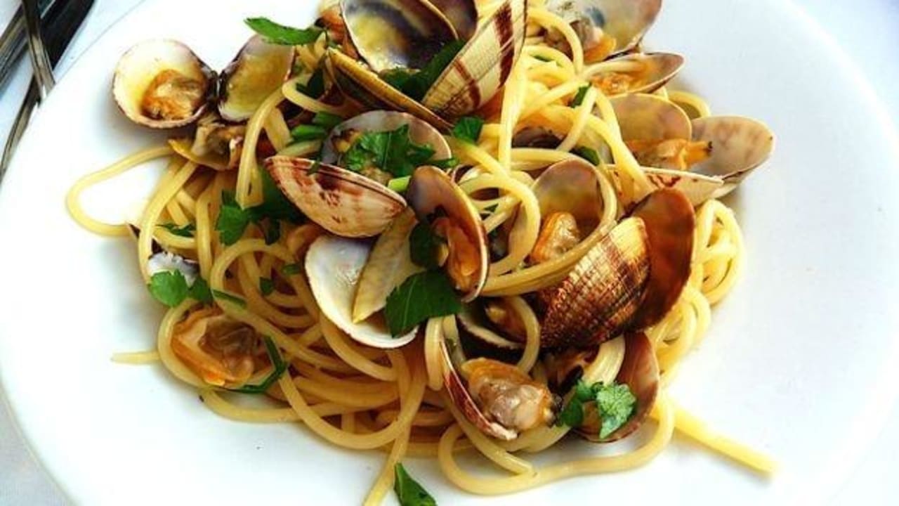 Spaghetti alle vongole Hotel Villa Perazzini