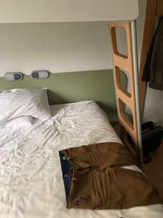 Zimmer ibis budget Köln Messe